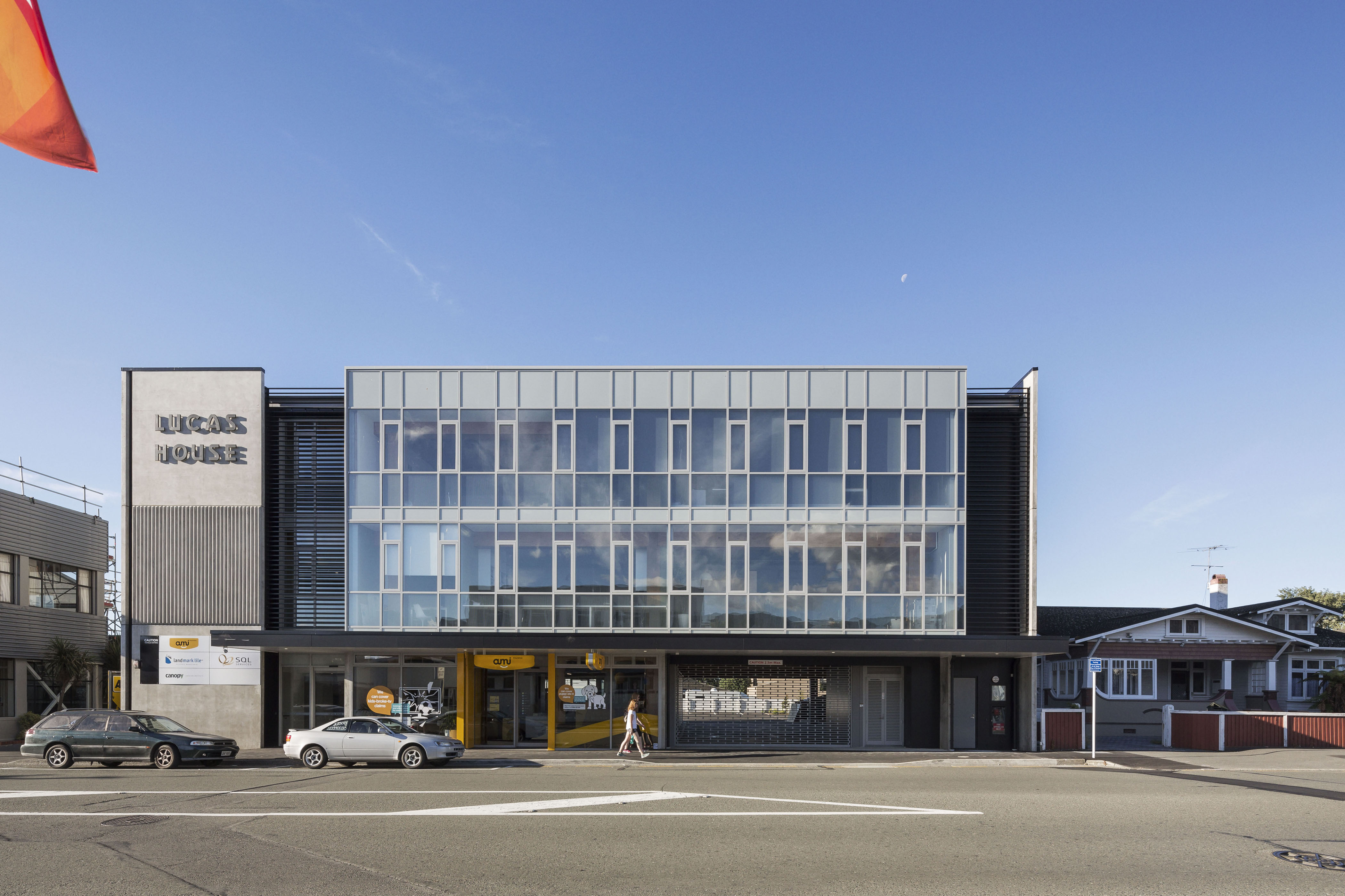 07.05.15 - Lucas House wins local Te Kāhui Whaihanga New Zealand Institute of Architects Award for Commercial Architecture